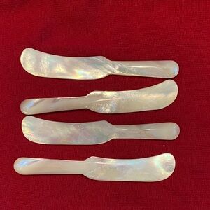 Mother of Pearl Butter Spreaders - Set of 4